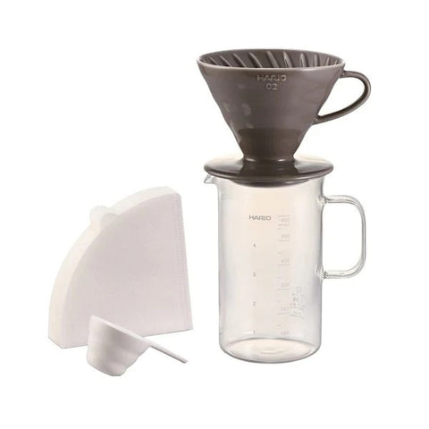【HARIO】V60石墨灰手沖咖啡套組 600ml 濾杯＋咖啡壺＋濾紙＋量匙 入門組 BVD-3012-GR
